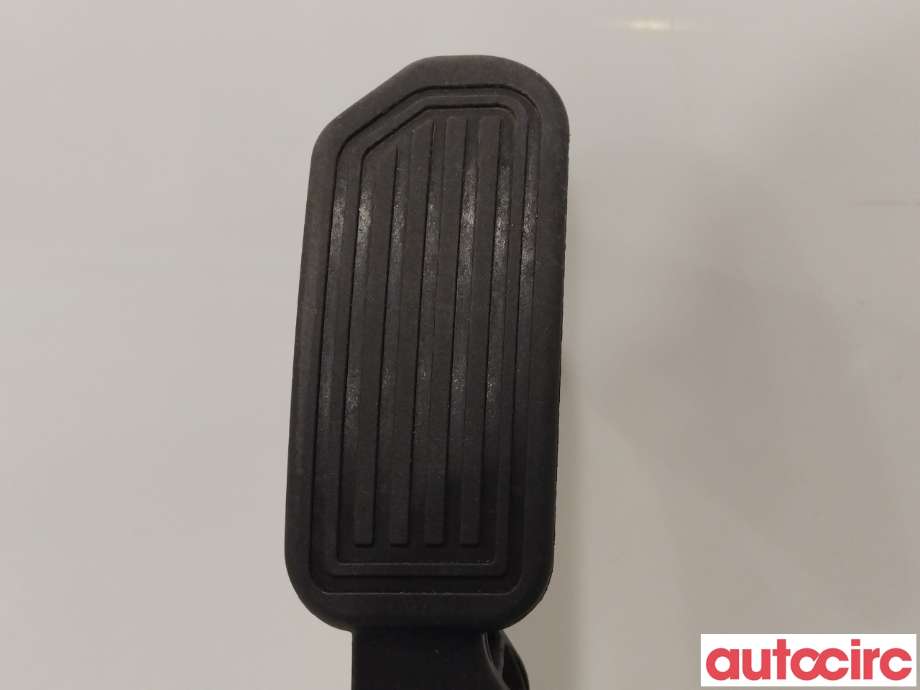 Pedal gass til Toyota RAV4 2016-2019 (Type IV, Fase 2)  (TOYOTA|781100W040)