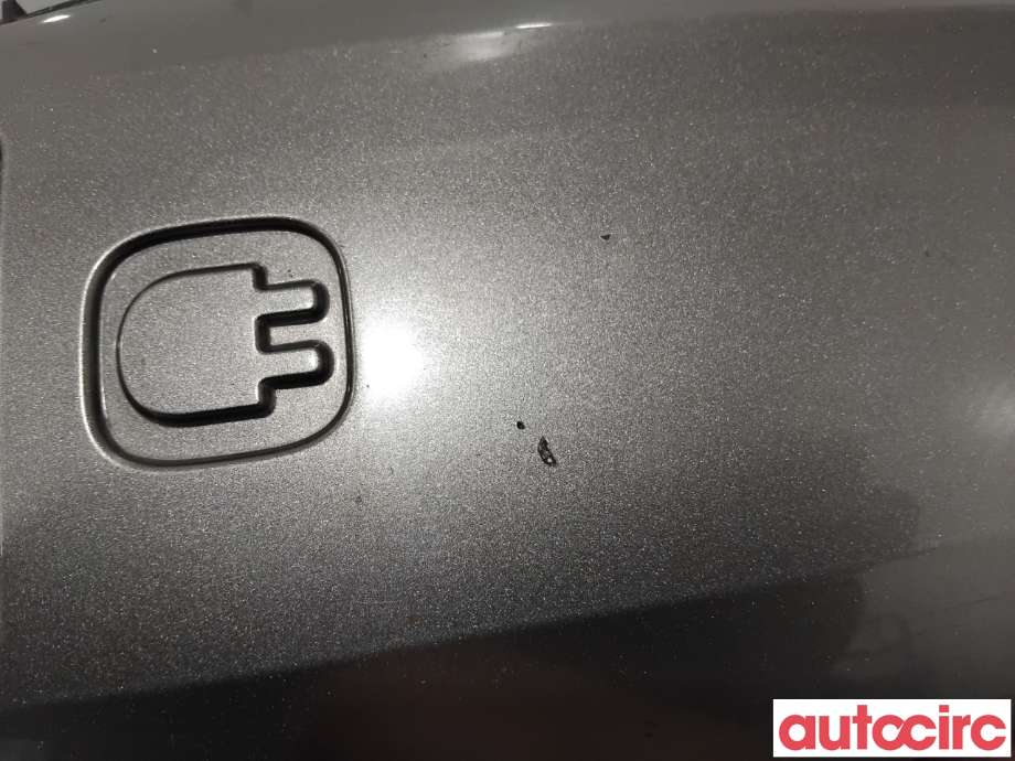 Batterilader inntak/luke til Kia Soul 2014-2019 (Type II)  (KIA|86350E4100IM||86350-E4630)