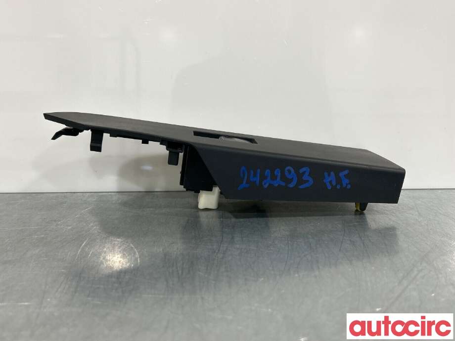 Bryter ruteheis til Toyota Auris 2015-2019 (Type II, Fase 2) (TOYOTA|848100D030|)