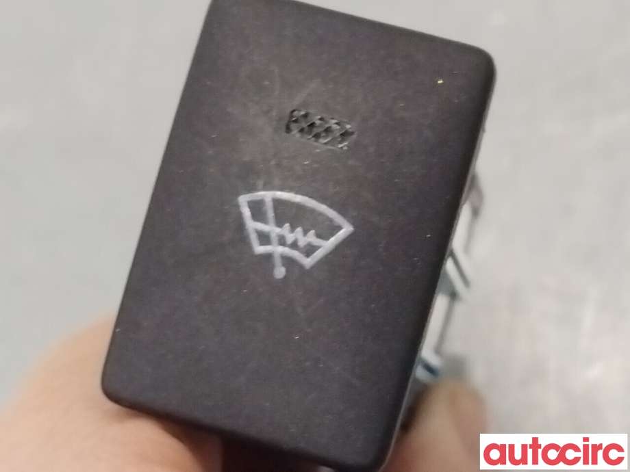 Bryter rutevarme til Toyota RAV4 2016-2019 (Type IV, Fase 2)  (TOYOTA|8479448021|)