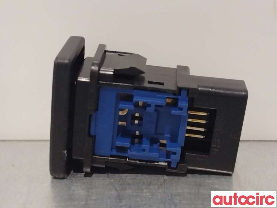 Bryter diverse til Toyota RAV4 2016-2019 (Type IV, Fase 2) (TOYOTA|8497842030|)