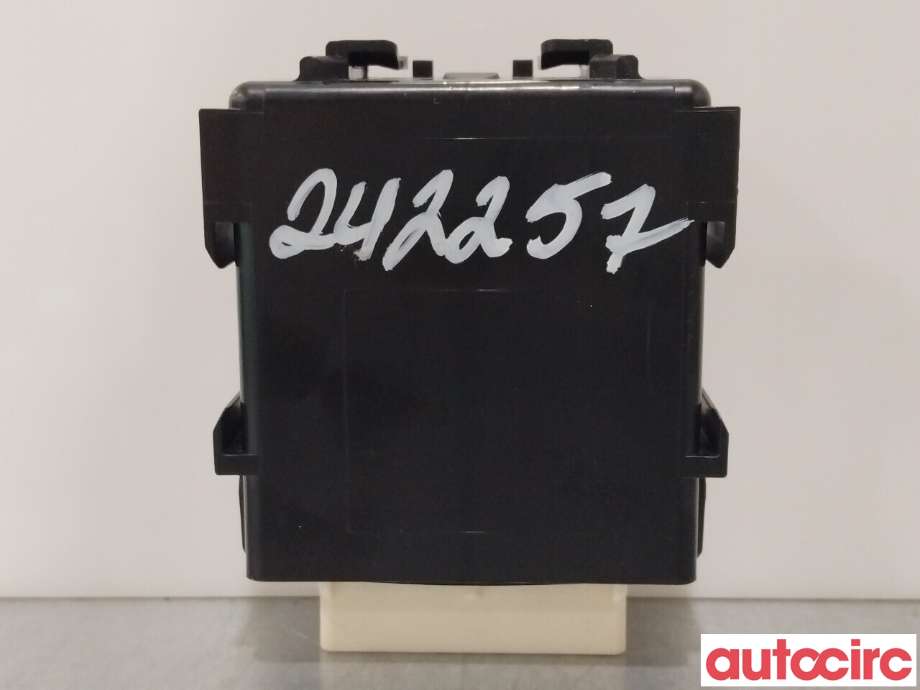 Rele diverse til Toyota RAV4 2016-2019 (Type IV, Fase 2) (TOYOTA|8594042030|85940-42030)