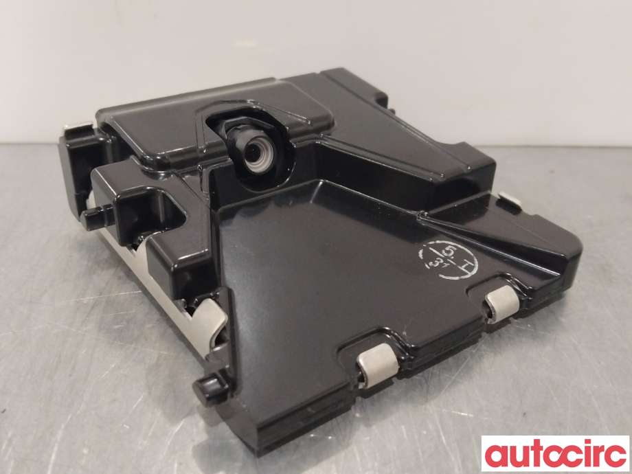 Kamera til Toyota RAV4 2016-2019 (Type IV, Fase 2) (TOYOTA|8646C42010||8646C-42010)