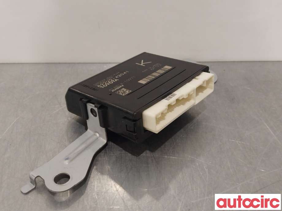 Styreenhet elektrisk bakluke til Toyota RAV4 2016-2019 (Type IV, Fase 2)  (TOYOTA|8922242041)
