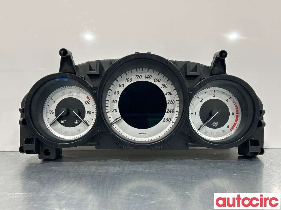 Instrumentpanel til Mercedes C-Klasse, 2011-2014 (Fase 2) (W204) (W204) (MERCEDES|A2049008507)