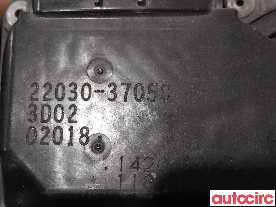 Spjeldhus til Toyota RAV4 2013-2015 (Type IV, Fase 1)  (TOYOTA|2203036020||22030-36020)