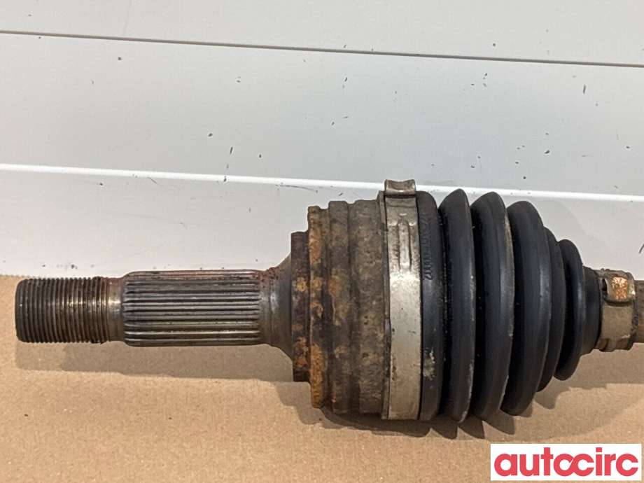 Drivaksel venstre foran til Toyota Aygo 2005-2014 (Type I) (TOYOTA|434200H010|)