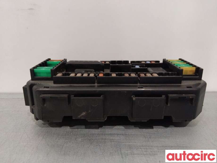 Sikringsboks til BMW 3-Serie 2012-2018 (F30/F31/F34) (F30/F31/F34) (BMW|61149259466|MS20151023-90402486|61149389068)