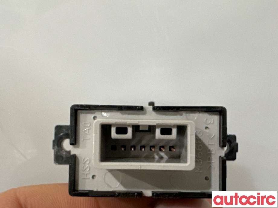 Bryter setevarme til Honda CR-V 2012-2018 (Type IV)  (HONDA|35600-T0A-A01|)