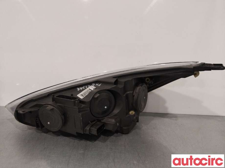 Frontlykt høyre halogen til Ford Focus 2014-2018 (Type III, Fase 2)  (FORD|2060592|F1EB-13W029-AGB)