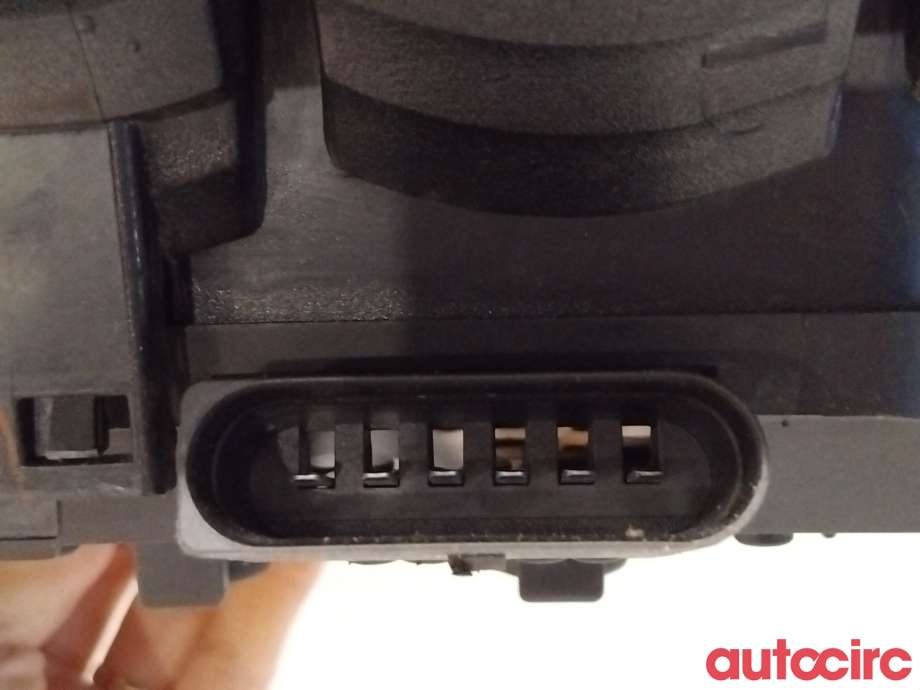 Baklykt høyre til VW Transporter / Caravelle 2003-2009 (Fase 1) (T5) (T5) (VOLKSWAGEN|7H0945096L)