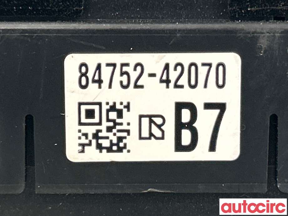 Bryter setevarme til Toyota RAV4 2019-->> (Type V) (TOYOTA|8475242070)