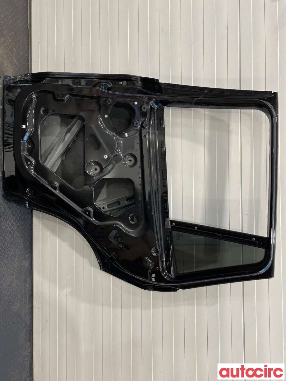 Dør høyre bak til BMW X3 2010-2017 (F25) (F25) (BMW|41527238696)