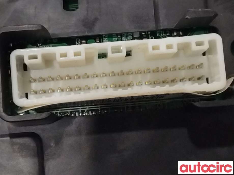 Instrumentpanel til Nissan Juke 2010-2014 (Fase 1)  (NISSAN|248101KA1B|1KA1B)