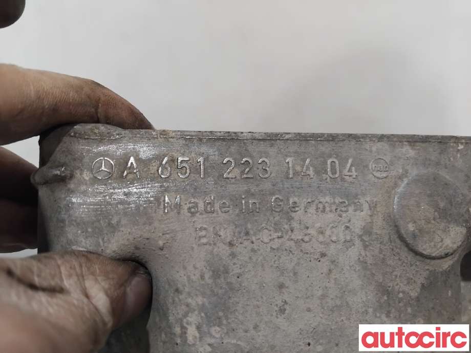 Motorfeste til Mercedes C-Klasse 2011-2014 (Fase 2) (W204) (W204) (MERCEDES|A6512231404|)