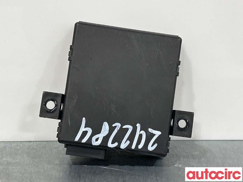 Diverse deler til Audi A6 2008-2011 (Type III, Fase 2) (C6) (C6) (AUDI|4F0907468N)