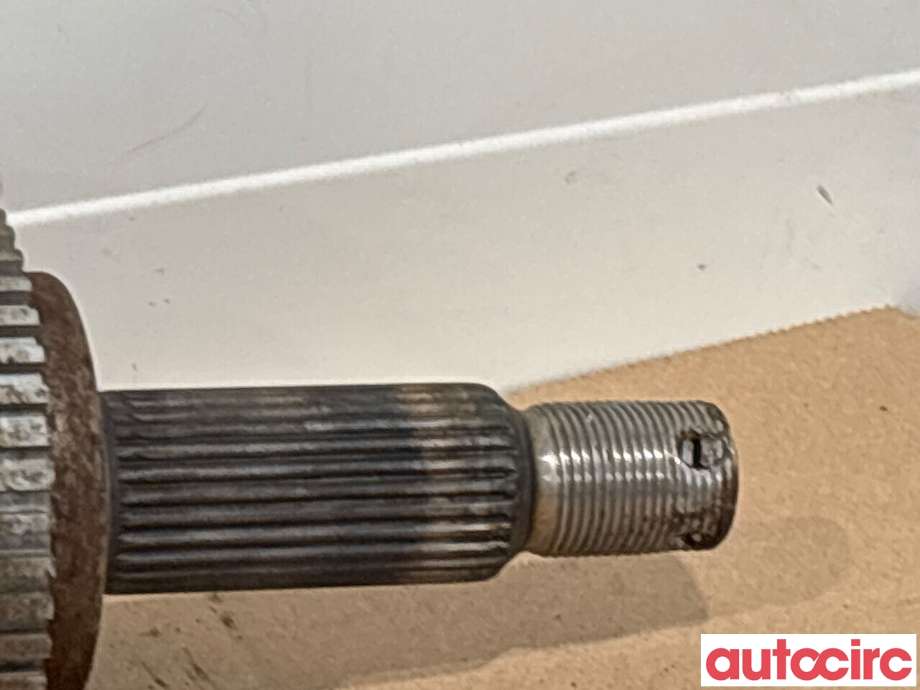 Drivaksel høyre foran til Hyundai i30 2007-2012 (Type I)  (HYUNDAI|495002L210|)