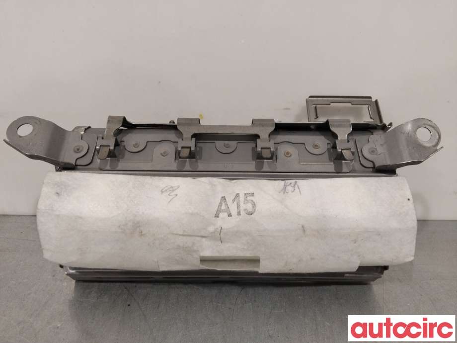 Airbag kne til Toyota Avensis, 2009-2015 (Type III, Fase 1) (TOYOTA|7390005030C0)