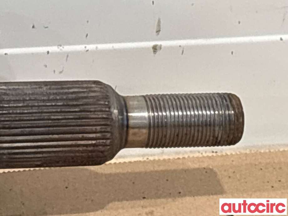 Drivaksel høyre bak til VW Transporter / Caravelle 2015-2019 (T6) (T6) (VOLKSWAGEN|7E0501202AX|7E0501202A)