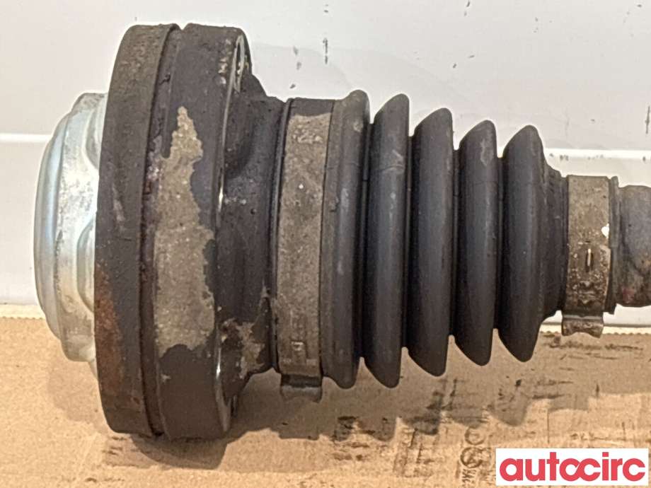 Drivaksel høyre bak til VW Transporter / Caravelle 2015-2019 (T6) (T6) (VOLKSWAGEN|7E0501202AX|7E0501202A)