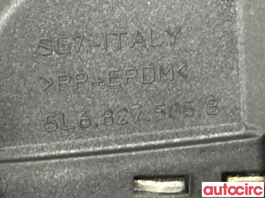 Baklukelås til Škoda Yeti 2009-2013 (Fase 1)  (SKODA|5L6827505B|)