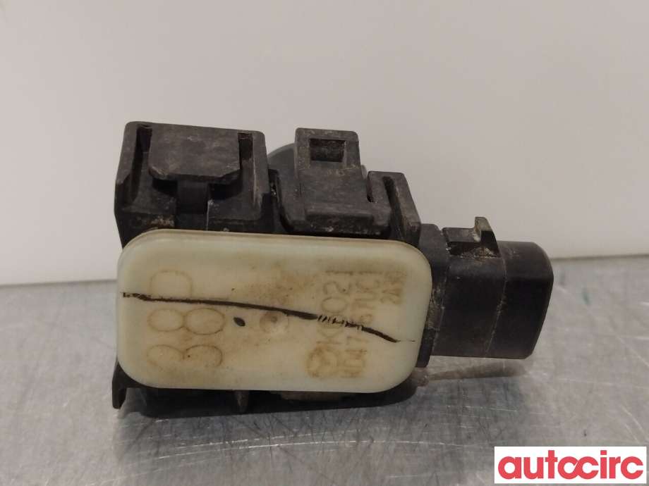 Parkeringssensor bak til Mazda CX-5 2012-2017 (Type I)  (MAZDA|KD47-67-UC1|KD47-67UC1)