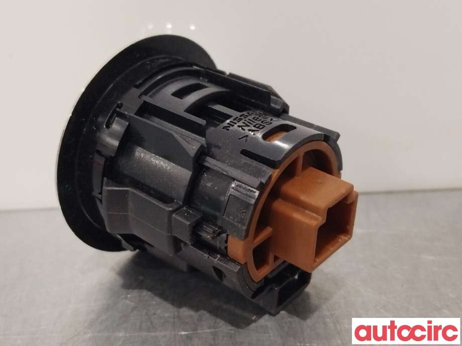 Bryter start/stopp til Nissan Qashqai 2014-2021 (Type II)  (NISSAN|285903JA0A)