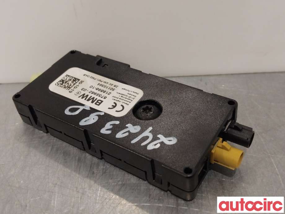 Antenne forsterker til BMW 5-Serie 2017-->> (G30/G31) (G30/G31) (BMW|65209384055|8735982)