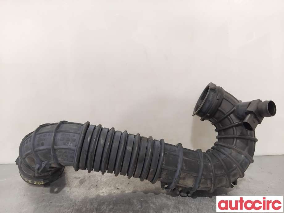 Luftslange innsug til VW Amarok, 2010-2016 (Type I, Fase 1) (VOLKSWAGEN|2H0129615H)