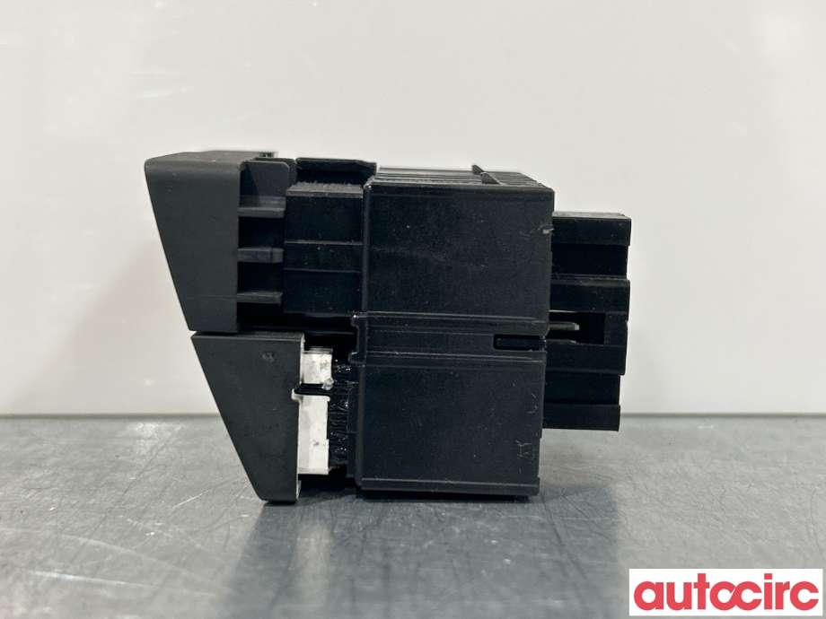 Bryter Antispinn til Kia Picanto 2011-2017 (Type II) (KIA|933001Y280EQ|)