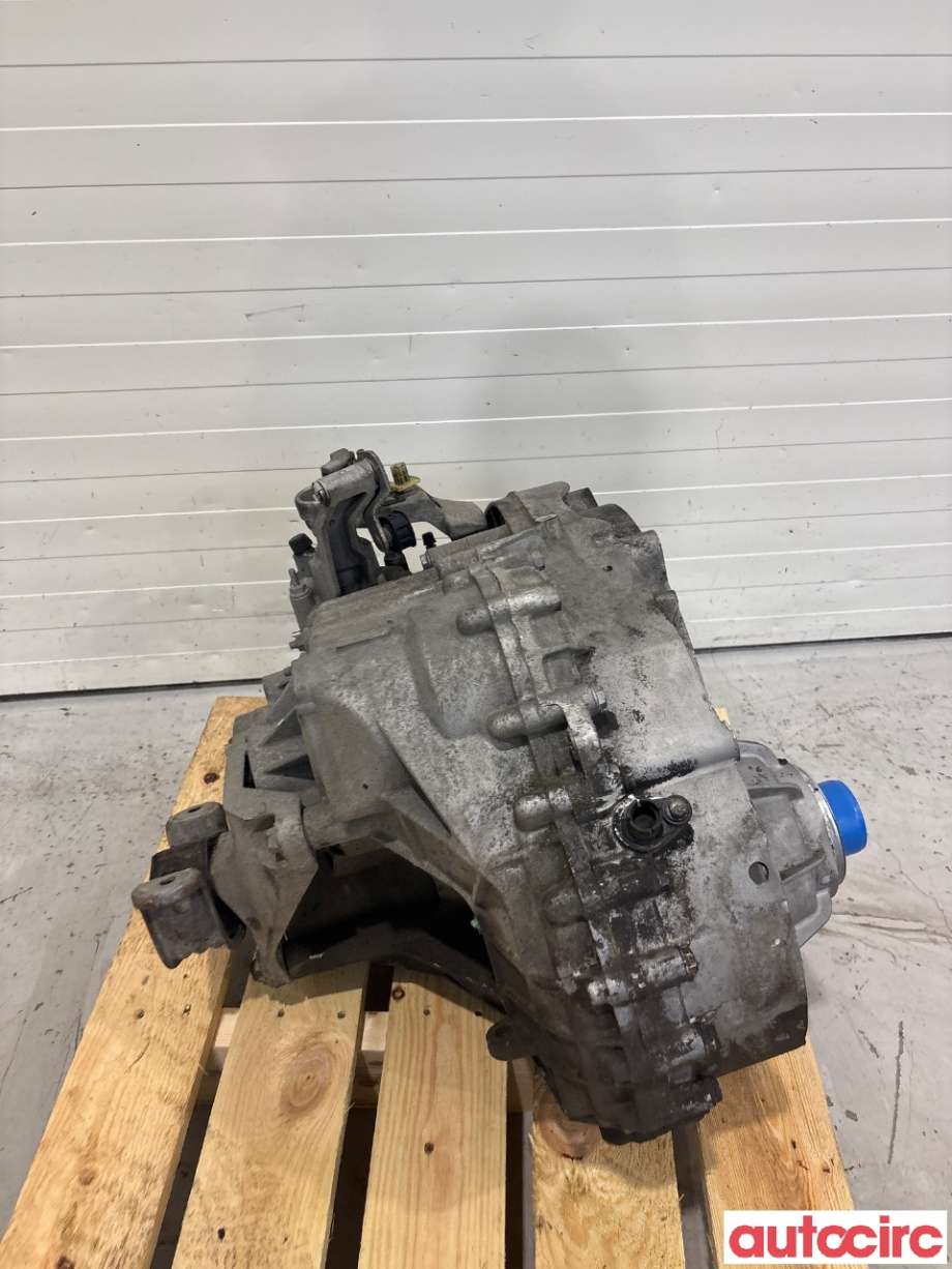 Girkasse manuell 6-trinn til VW Transporter / Caravelle 2003-2009 (Fase 1) (T5) (T5) (VOLKSWAGEN|0A5300015X|KLF|)