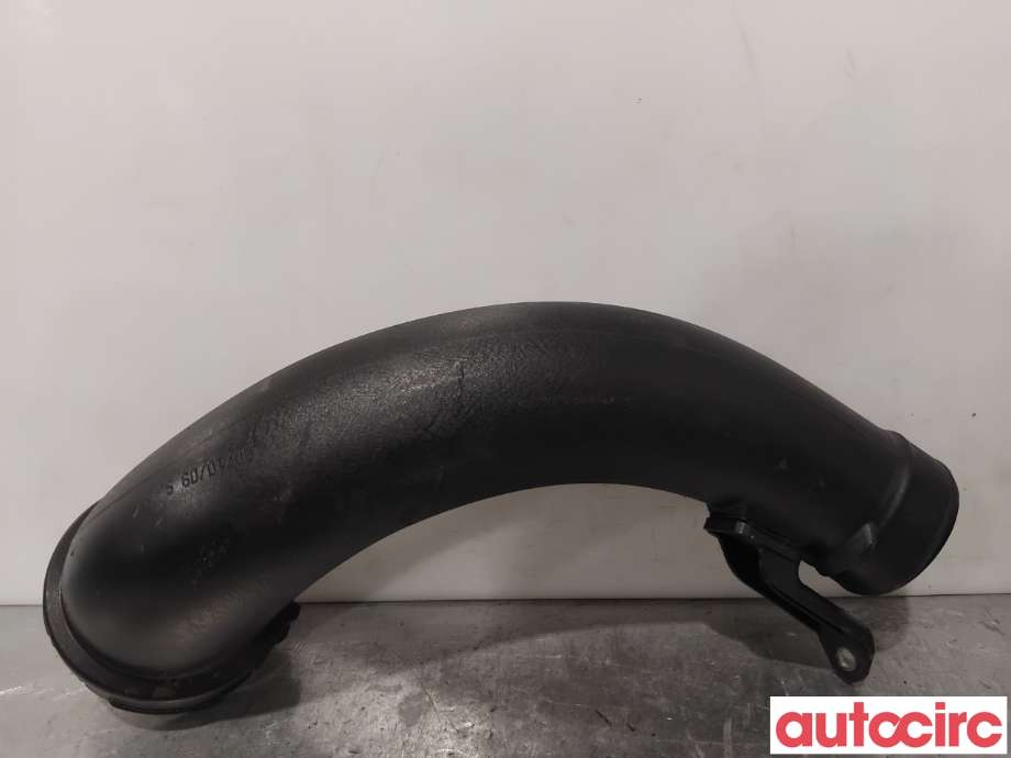 Luftslange innsug til Volvo V70 2007-2013 (Type III, Fase 1)  (VOLVO|30774692|)