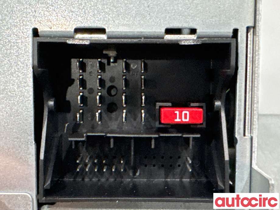 Bilstereo til VW Transporter / Caravelle 2003-2009 (Fase 1) (T5) (T5) (VOLKSWAGEN|NO NR|28091062|7H0035152F)