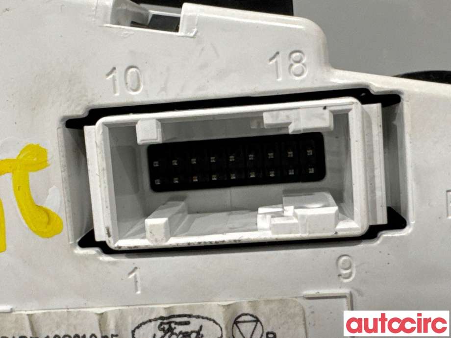 Varmeapparat betjening til Ford Fiesta 2013-2017 (Type VI, Fase 2)  (FORD|1935901||C1BT-18C612-BF)