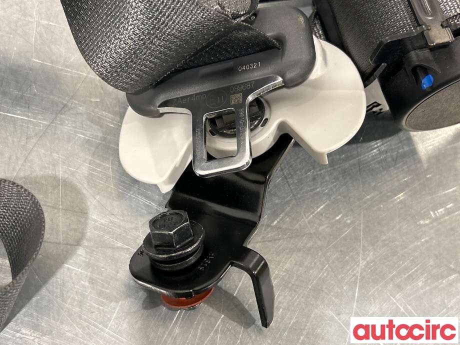 Sikkerhetsbelte bak venstre til Hyundai Ioniq 5 2021-->>  (HYUNDAI|89810GI200YGN)