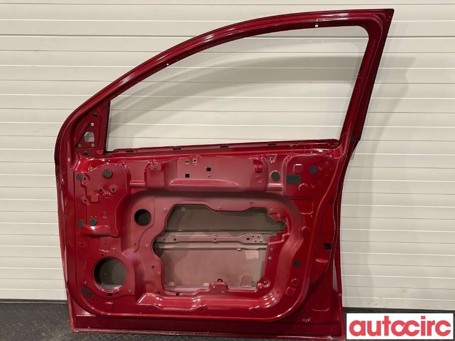 Dør høyre foran til Nissan Qashqai 2010-2014 (Type I, Fase 2)  (NISSAN|H0100JD0MD)