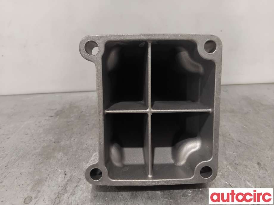 Motorfeste til Mercedes SLK 2005-2011 (R171) (R171) (MERCEDES|A2712231304|)