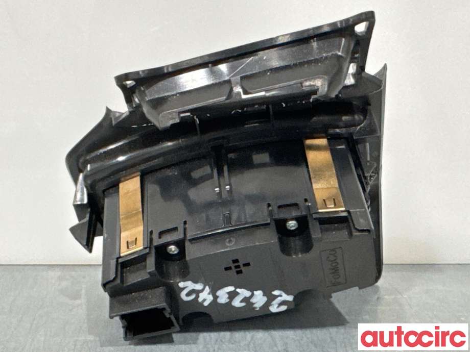 Bryter lys til Ford Focus 2014-2018 (Type III, Fase 2) (FORD|2044623|10103842|F1ET13A024AA)