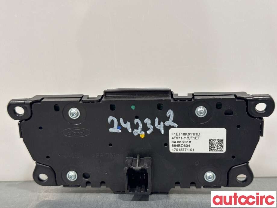 Bilstereo diverse til Ford Focus 2014-2018 (Type III, Fase 2)  (FORD|2024819|17013771-01|F1ET18K811HD)