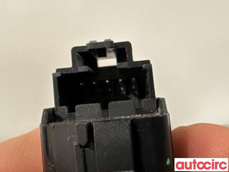 Bryter diverse til Ford Focus 2014-2018 (Type III, Fase 2)  (FORD|1873022||F1ET-14017-AB)