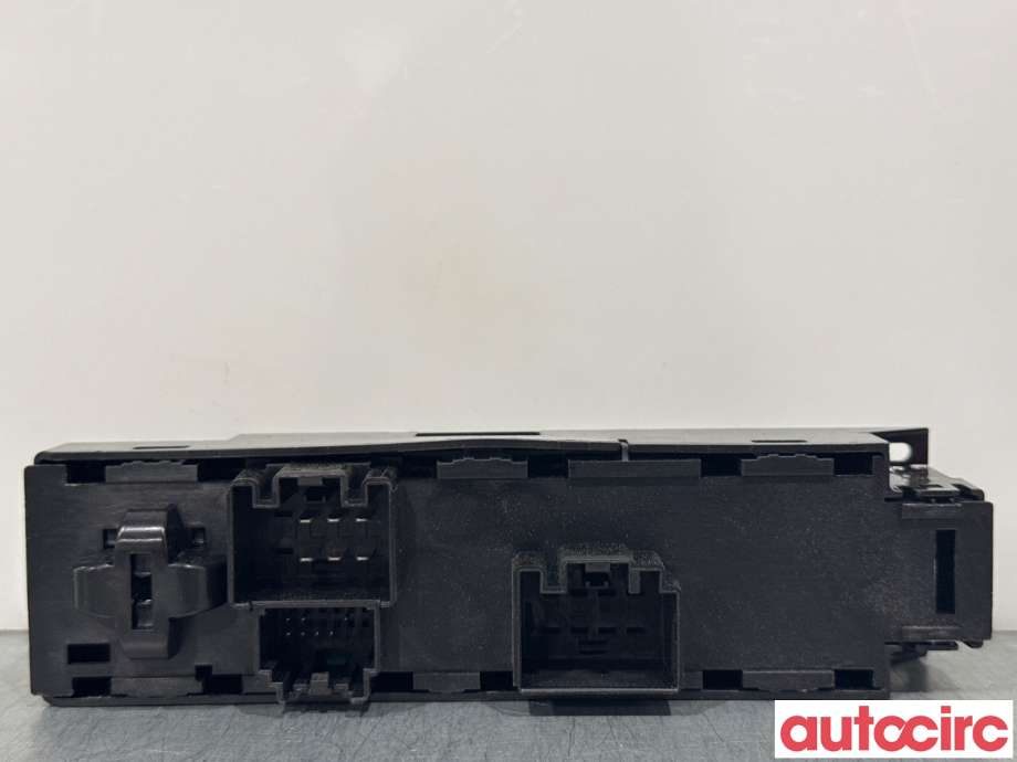 Bryter ruteheis til Ford Focus 2014-2018 (Type III, Fase 2) (FORD|2120871||DT1T-14A132-FA)
