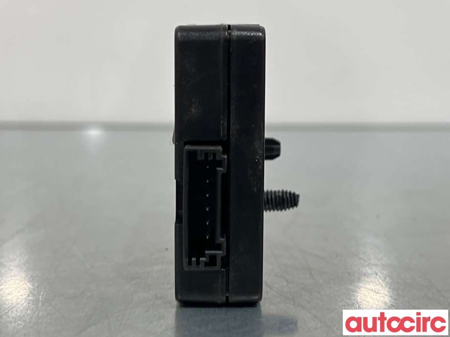 Antenne forsterker til BMW X3, 2010-2017 (F25) (F25) (BMW|65209202997)