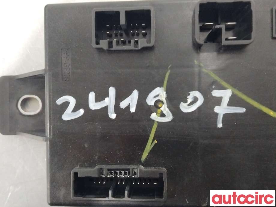 Styreenhet comfort (BCM) til Isuzu D-Max 2021-->> (Type III)  (ISUZU|8976720380)