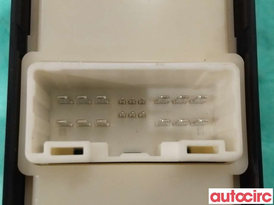 Bryter ruteheis til Isuzu D-Max 2021-->> (Type III)  (ISUZU|8974723871|)
