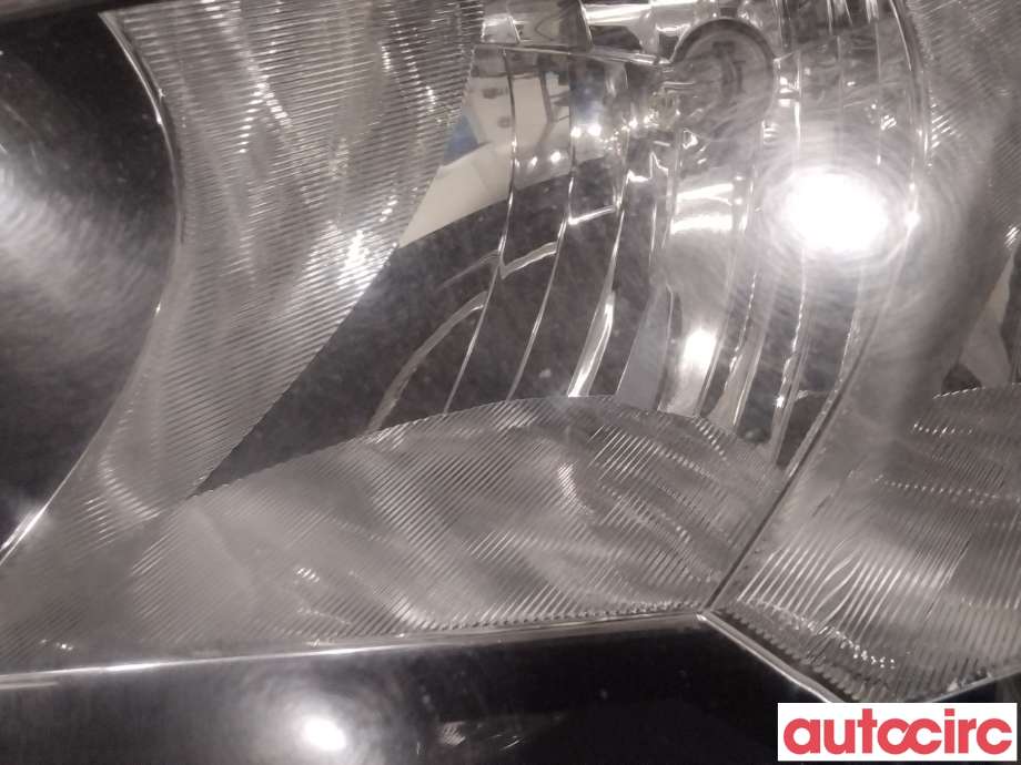 Frontlykt venstre halogen til Škoda Octavia 2013-2016 (Type III, Fase 1) (SKODA|5E1941017|030127220100|5E1941015)
