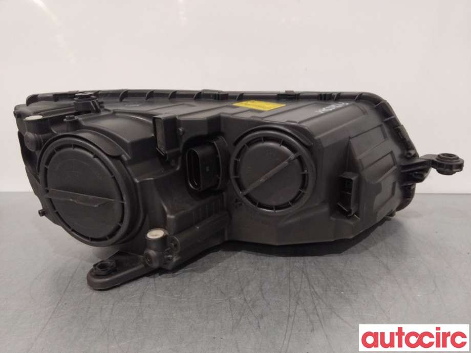 Frontlykt venstre halogen til Škoda Octavia 2013-2016 (Type III, Fase 1) (SKODA|5E1941017|030127220100|5E1941015)