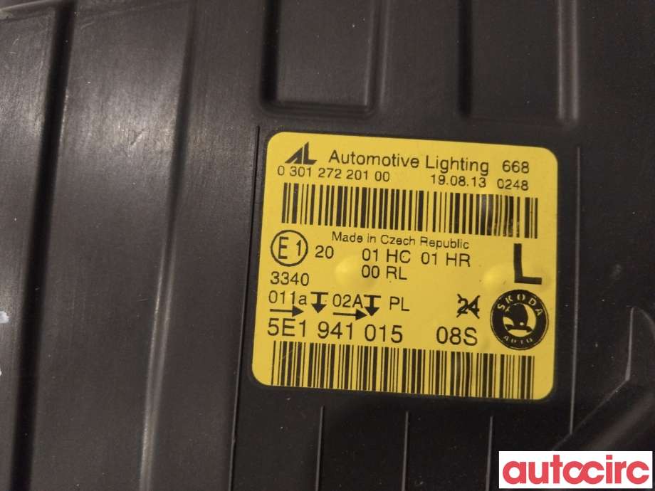 Frontlykt venstre halogen til Škoda Octavia 2013-2016 (Type III, Fase 1) (SKODA|5E1941017|030127220100|5E1941015)