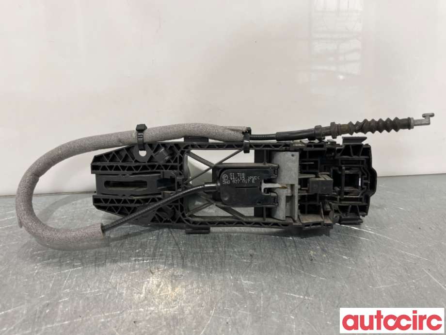 Dørhåndtak utv høyre foran til VW Golf VII 2012-2017 (Fase 1)  (VOLKSWAGEN|5G0837206N||5N0839885H)