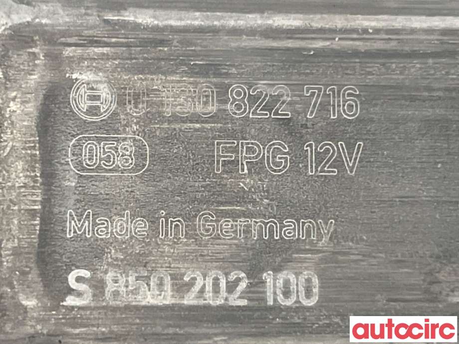 Ruteheis høyre foran til VW Golf VII 2012-2017 (Fase 1)  (VOLKSWAGEN|8W0959802|0130822716|5Q0959802B)