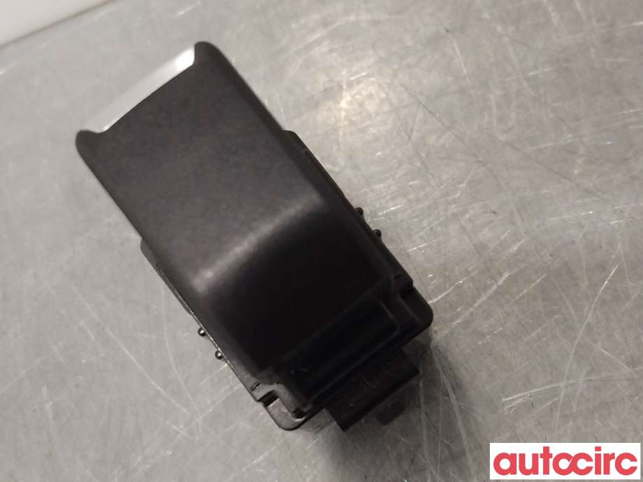 Bryter ruteheis til Isuzu D-Max 2021-->> (Type III) (ISUZU|8974724560|)